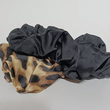 Load image into Gallery viewer, Sophi Scrunchies - Black & Cheetah 2pc