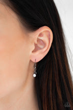 Load image into Gallery viewer, Straight To The Top - Black - Paparazzi Accessories