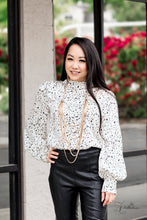 Load image into Gallery viewer, Commanding - Zi Necklace