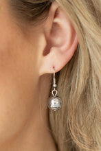 Load image into Gallery viewer, Twinkle Twinkle, Im The Star - Paparazzi Accessories