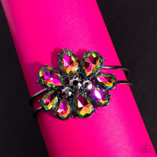 Load image into Gallery viewer, DAUNTLESS is More - Multi