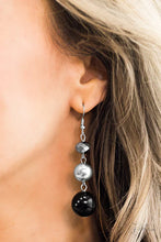 Load image into Gallery viewer, Fame Zi Necklace
