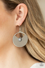 Load image into Gallery viewer, ** Record-Breaking Brilliance - Silver Earrings
