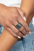 Load image into Gallery viewer, ** Edgy Effulgence - Silver Ring
