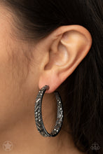 Load image into Gallery viewer, GLITZY By Association - BlacK - Earrings
