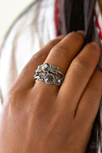 Load image into Gallery viewer, Interstellar Fashion - Silver Ring
