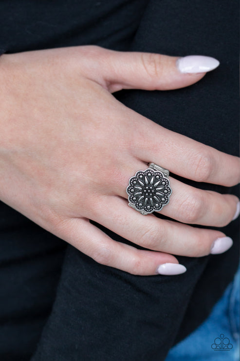 ** Desert Sunflower - Silver Ring