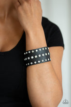 Load image into Gallery viewer, Now Taking The Stage - Black - Paparazzi Accessories
